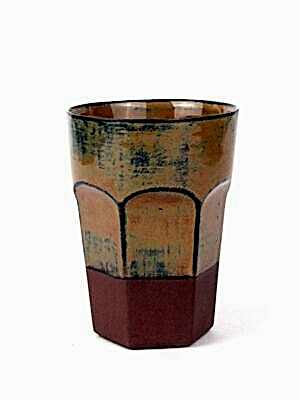 El yapımı stoneware bardak